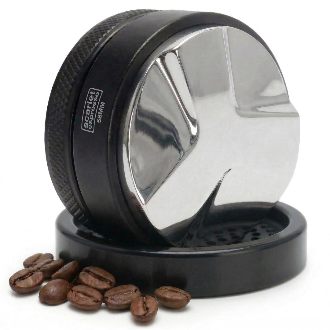 scarlet espresso | Distributor »Grande TRE«, gleichmässige Verteilung von Kaffeepulver im Siebträger