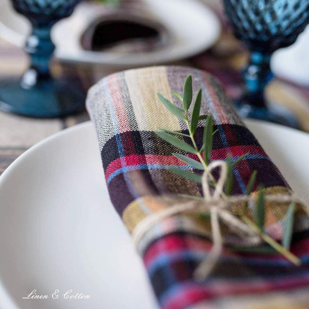 Linen & Cotton Luxus 4 x Stoffservietten Servietten Stoff Leinenservietten Curtis Kariert Bunt Moder