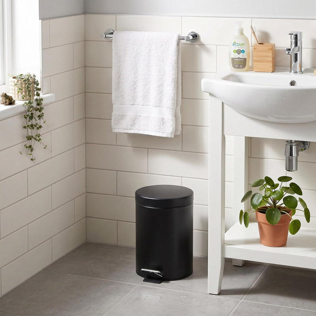 Beldray LA038098BLKFEU7 Badezimmer-Fusspedal-Mülleimer - Kleiner runder Edelstahl-Hygienemülleimer f