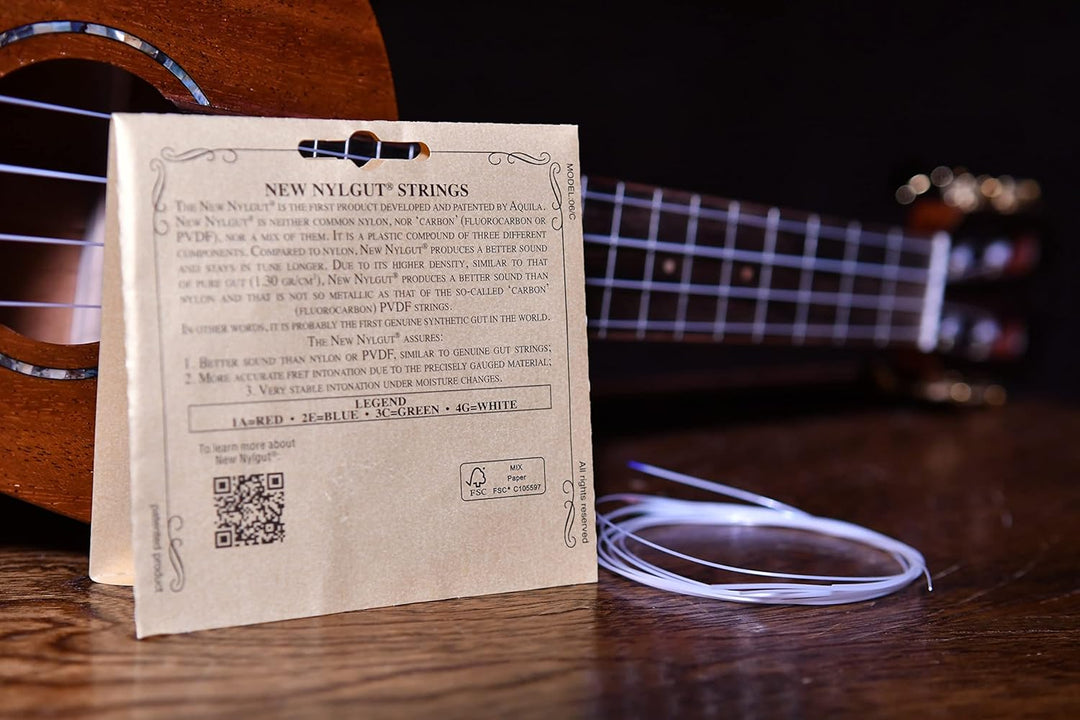 Aquila New Nylgut AQ-11 Saiten für Tenor-Ukulele, High D & DGBE, 4 Stück