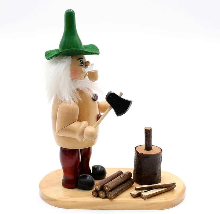 Wichtelstube-Kollektion Holz Räuchermännchen Waldwichtel am Hackstock natürlich traditionel uriger R