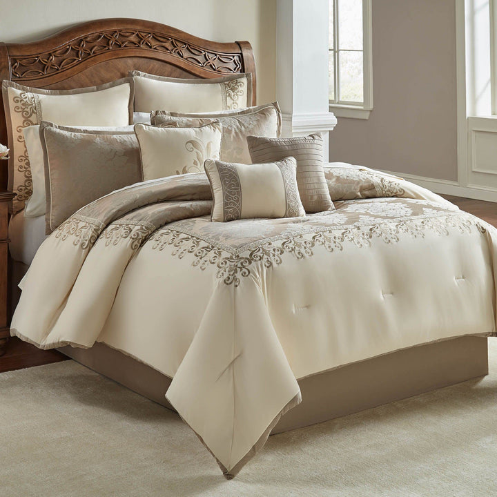 Riverbrook Home Hillcrest Steppdecken-Set, Polyester, Kingsize, 10-teilig, Elfenbein/Gold, 10-teilig