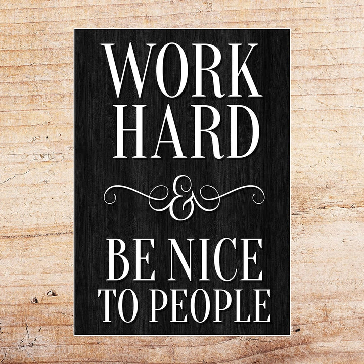 wandmotiv24 Poster als Wanddeko, Grösse Din A0, Work Hard, be Nice, Holz dunkel, Moderne Wanddeko, W