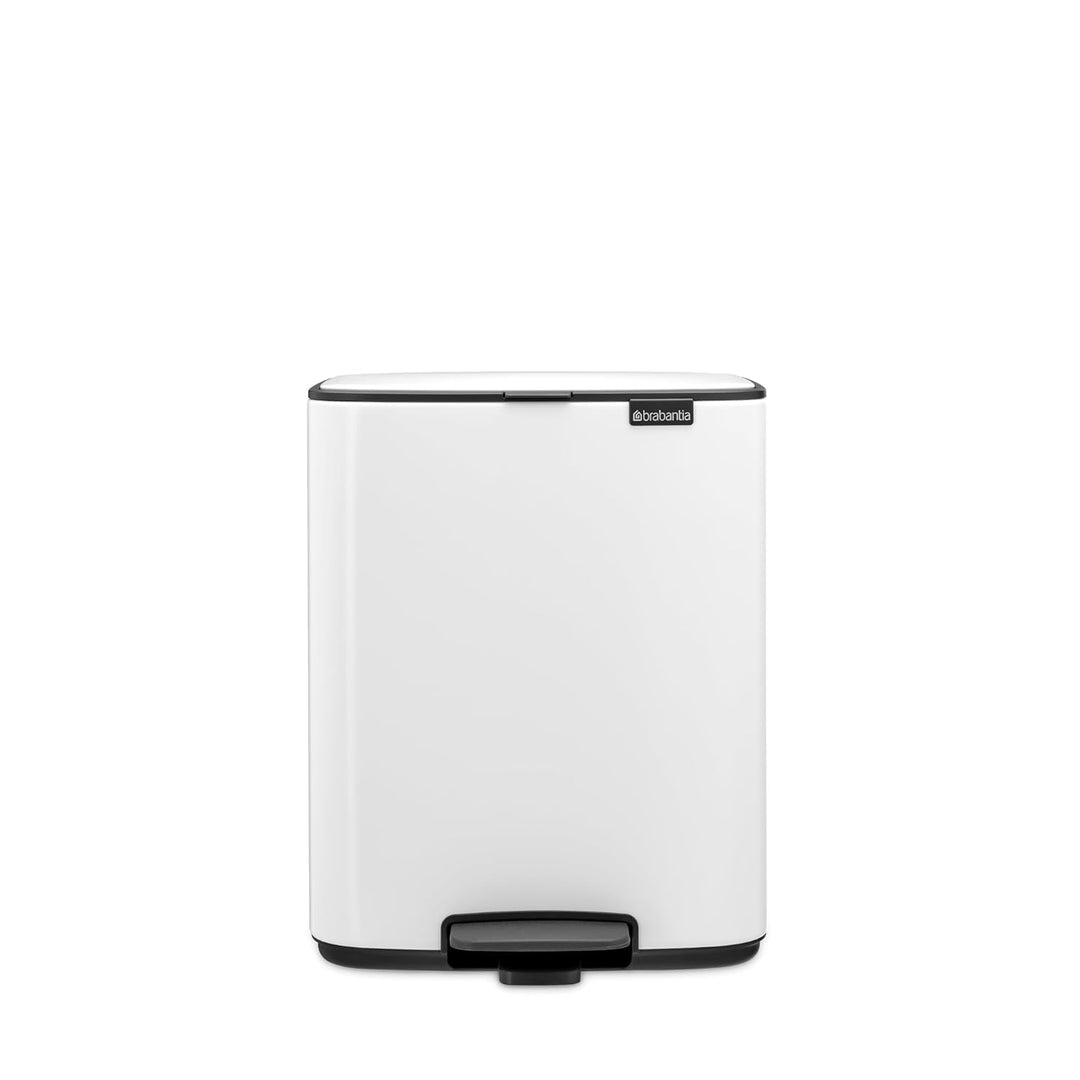 Brabantia Bo Treteimer 12 L (weiss), platzsparender Mini Mülleimer mit Soft-Close-Funktion und leich
