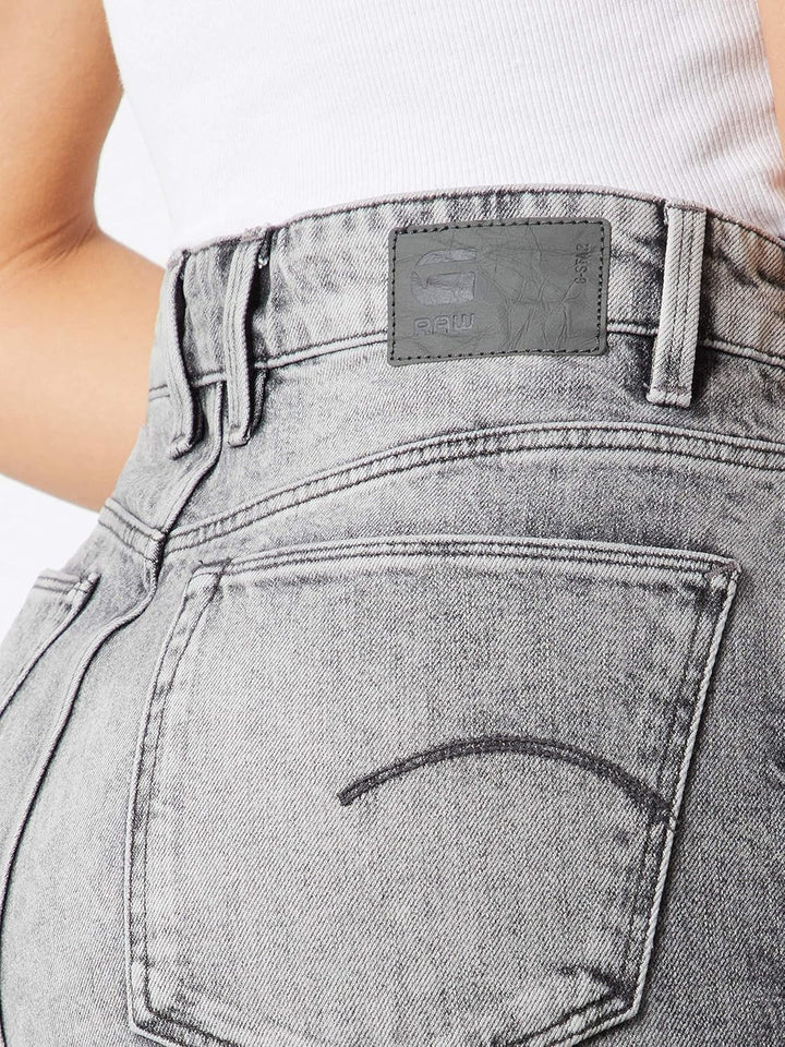 G-STAR Damen Janeh Ultra High Waist Mom Ankle Straight Jeans 25W / 32L Grau (Sun Faded Basalt D16083