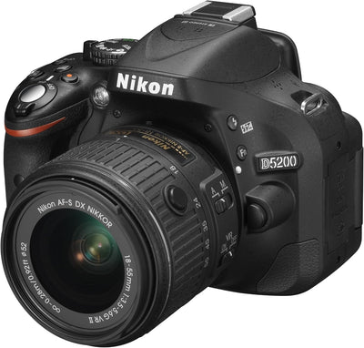 Nikon D5200 SLR-Digitalkamera (24,1 Megapixel, 7,6 cm (3 Zoll) TFT-Display, Full HD, HDMI) Kit inkl.