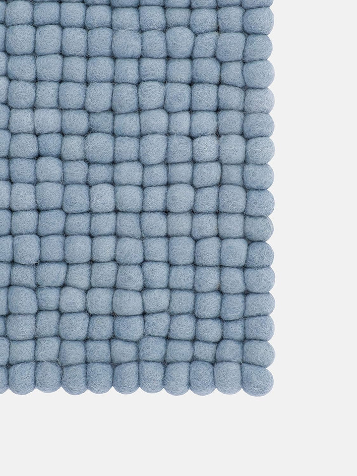 myfelt Filzkugel-Sitzauflage Stuhlauflage - Mia - quadratisch, 36x36 cm, Hellblau, Hellblau
