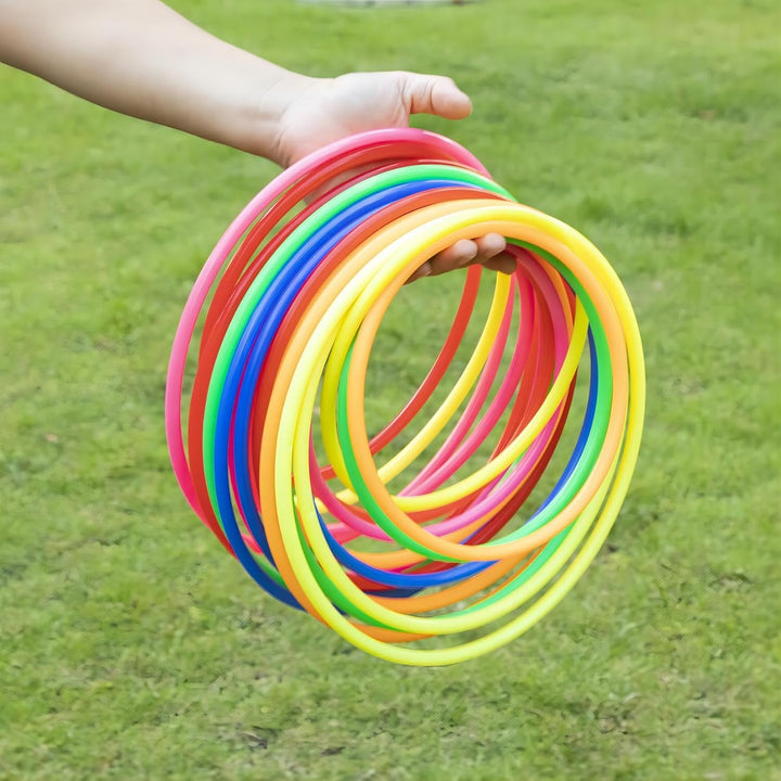 24 Stück Kunststoff Toss Ringe für Ring Toss Spiel, Drinnen draussen Kinder Target Übungsspiele, Kar