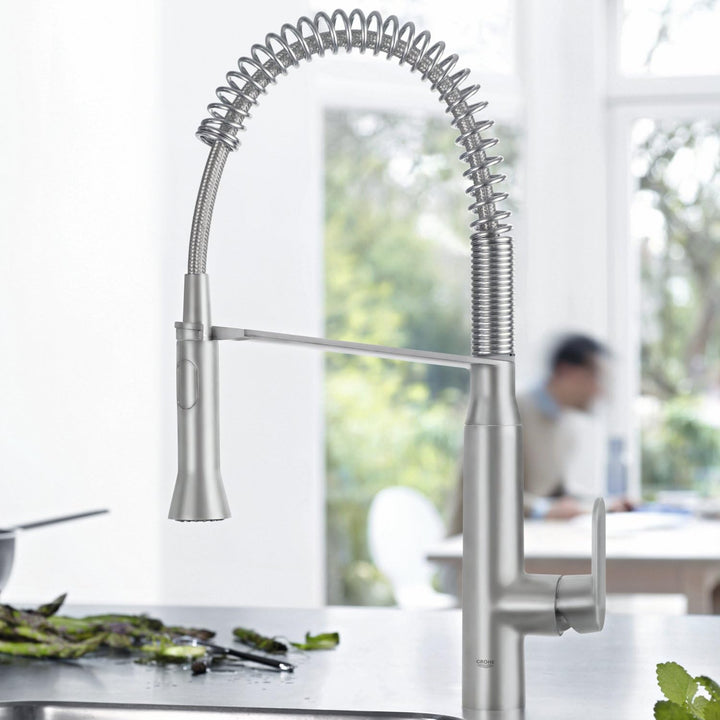 GROHE K7 | Küchenarmatur - Einhand-Spültischbatterie, DN 15 | mittelhoher Auslauf, Profibrause | Sup