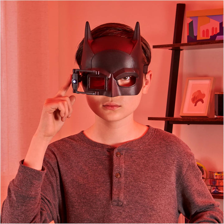 DC Comics, Batman Detective Kit Interactive Roleplay Toy and Accessories, The Batman Movie Collectib