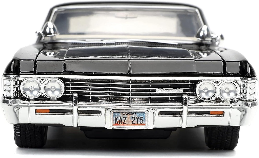 Jada Toys 253255037 Supernatural Dean Winchester, 1967 Chevy Impala Sport Sedan, Türen + Kofferraum