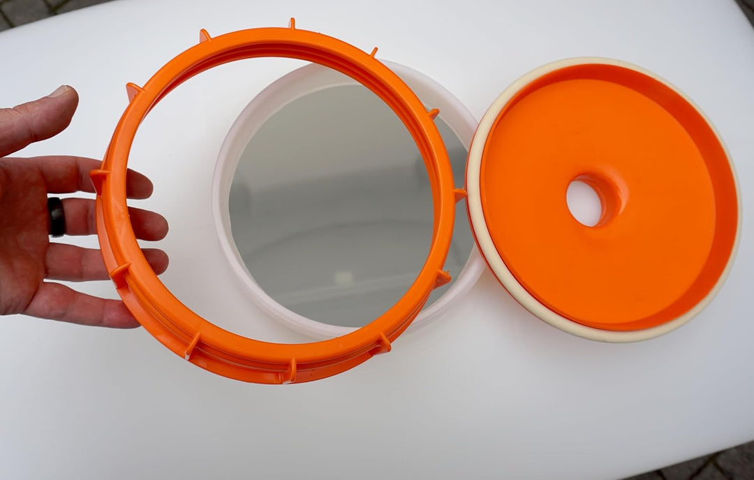 Speidel Getränkefässer 12-500 Liter in rund oder oval (100 Liter oval mit NW10), 100 Liter oval mit