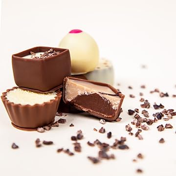 CHOCOLISSIMO Schokolade Geschenk - Pralinen Geschenk - 30 Pralinen im Holzkästchen - Luxus Pralinen