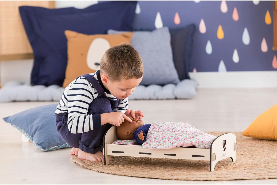 Corolle 9000141370 - Mon Grand Poupon Holzbett, Holzbett mit Kissen und Decke für alle 30-36cm Puppe