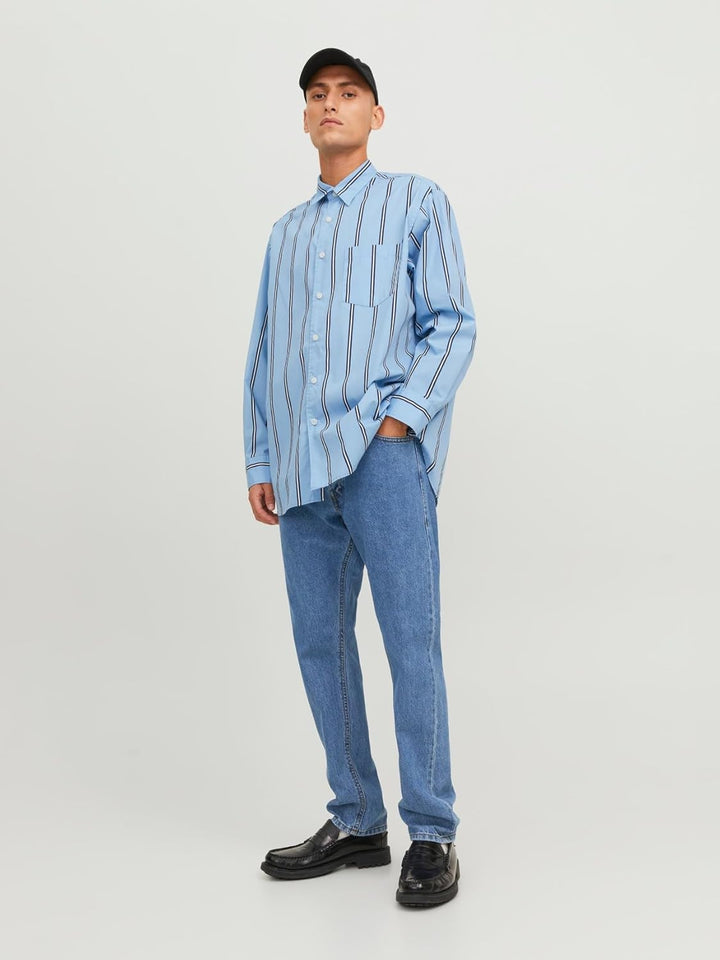 JACK &amp; JONES Male Relaxed Fit Jeans JJICHRIS JJORIGINAL SQ 735 Relaxed Fit Jeans 30W / 30L Blue Deni