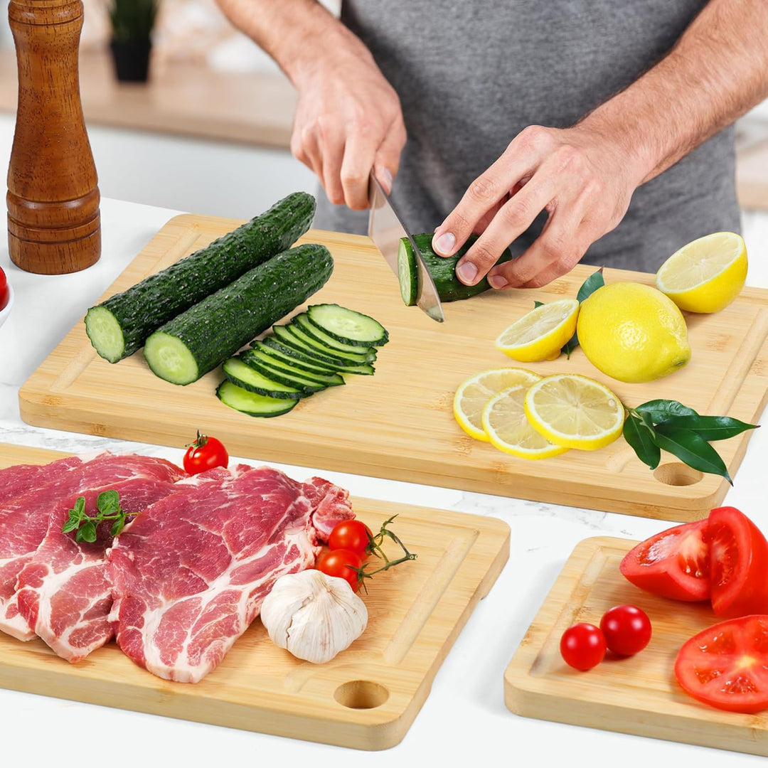 Hunnycook Schneidebrett Holz 3er-Set, Holzbrett Küche mit Tiefen Saftrillen und Eingebauten Griffen,