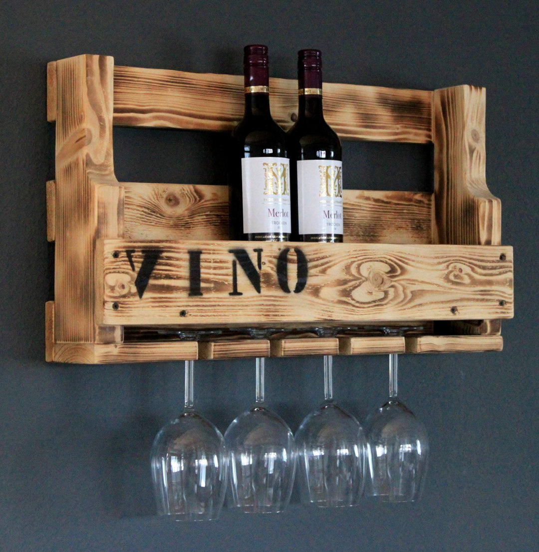 Dekorie Weinregal aus Holz für die Wand - mit Gläserhalter und VINO Schriftzug - Geflammt - fertig m