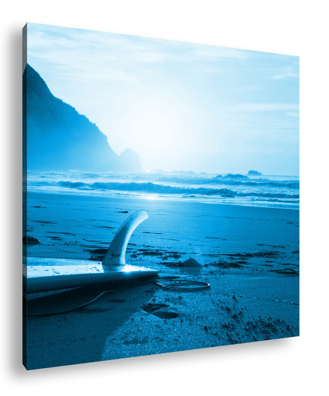 deyoli zurück gelassenes Surfbrett am Strand Format: 60x60 Effekt: Monocrome Blau als Leinwandbild,
