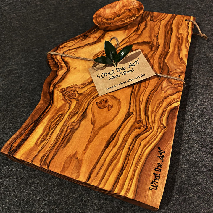 What the Art!® Olive Wood «Half Rustic» Gr. XL | Olivenholz Schneidebrett + Dip-Schälchen | Handarbe