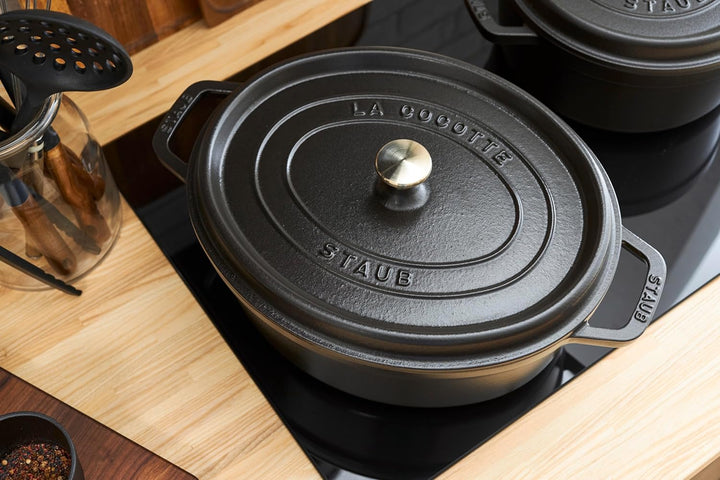 STAUB Cocotte, Gusseisen Bräter mit Deckel, 27 cm, 3,2 L, Oval, Alle Herdarten inkl Induktion, Made
