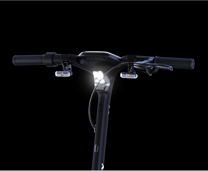 XBERSTAR Blinker für Ninebot P65/P100 Elektroroller - Schwarz, LED, Einfacher Blinker, Kompatibel mi