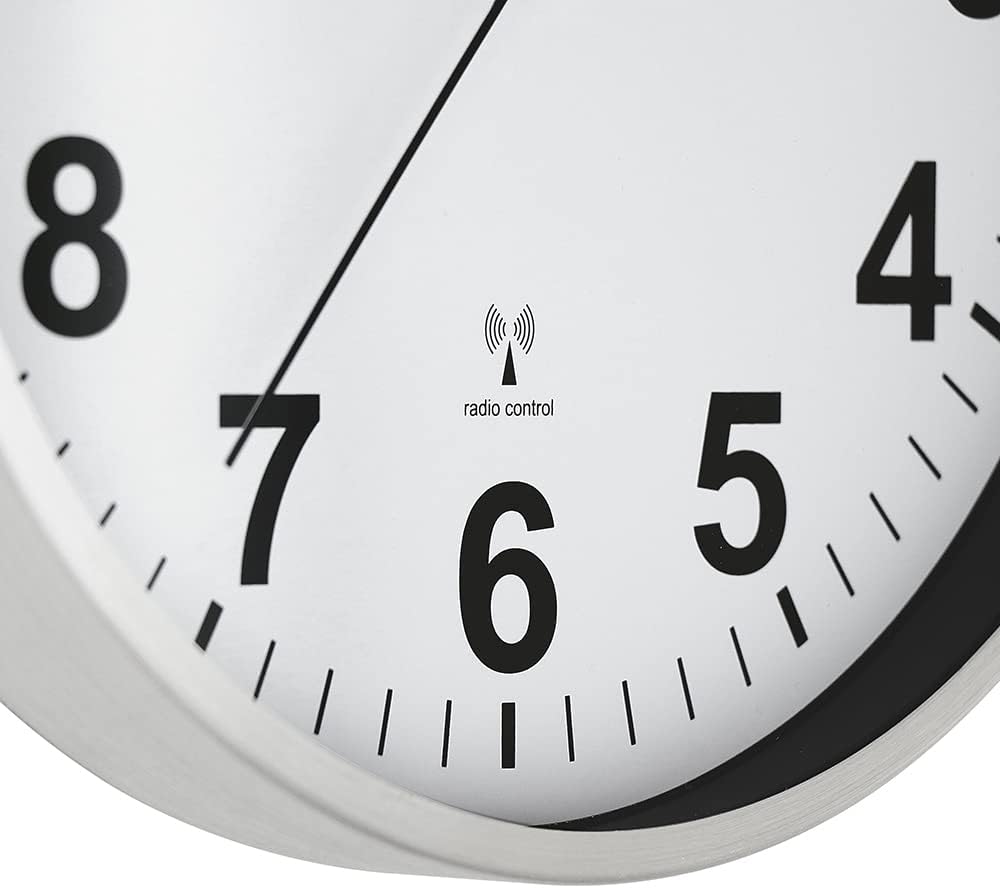 PRIM Design Radio Control Funk Wanduhr, Weiss/Silber, funkgesteuert aus Metall, Funkwanduhr Modern,
