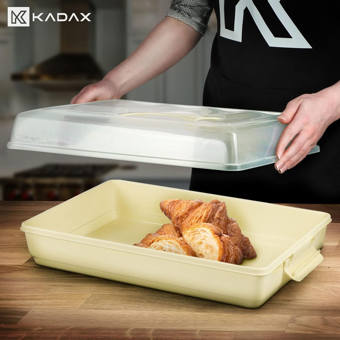 KADAX Kuchenbox mit Deckel, 43 x 30 x 12,5 cm, Kuchenbehälter aus Kunststoff, Transport-Box mit Grif