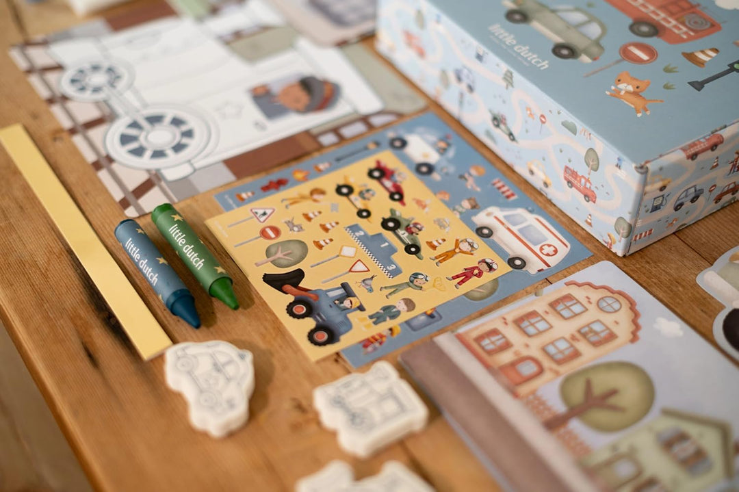 Little Dutch Bastelset/Kreativitätsbox XL - für Jungen ab 3 Jahren - Kreativ Basteln Aufkleber Stick