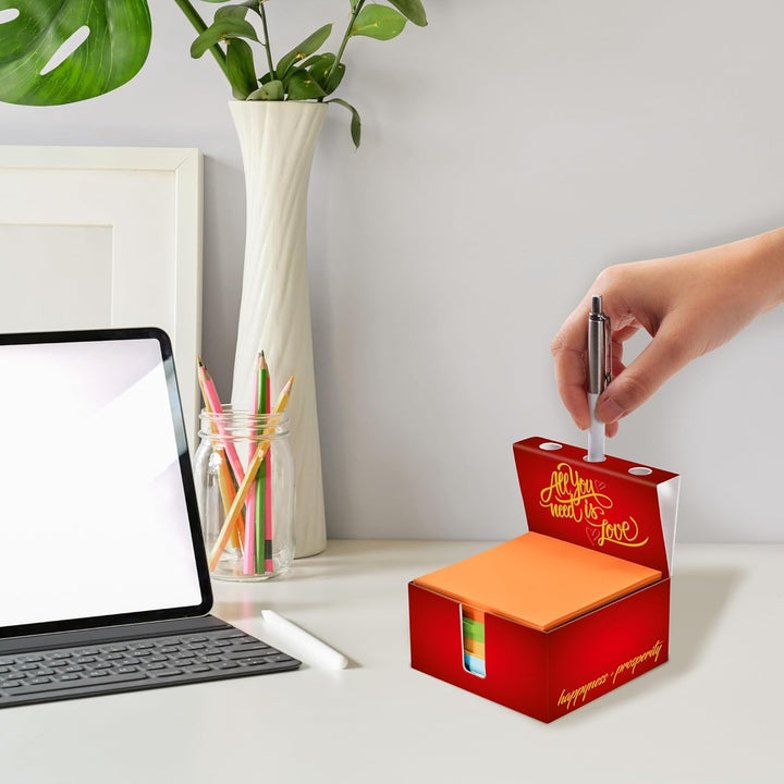 Zettelbox „Love“ mit Stiftehalter, stabil verarbeiteter 400g-Hartkarton, bunte Notizzettel kärtchenä