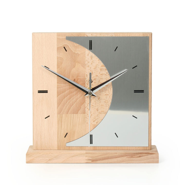 Kreative Feder Standuhr „Silvermoon“ aus Eichenholzholz – analoge Tischuhr ohne Tickgeräusche (leise