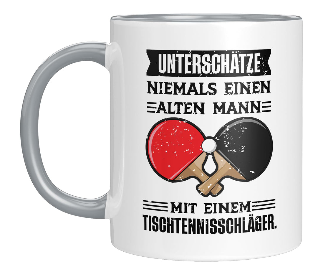 Lustige Tischtennis Tasse | Unterschätze niemals einen alten Mann mit einem Tischtennisschläger | Ge