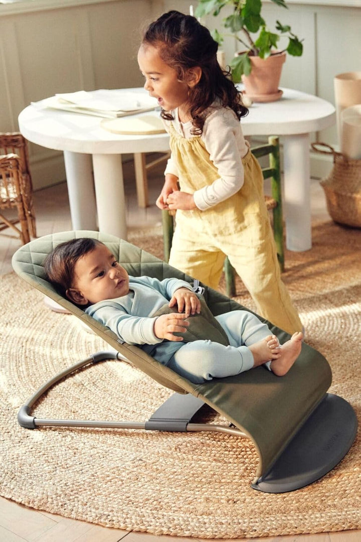 BabyBjörn Babywippe Bliss, Gewebe, Klassische Steppung, Dunkelgrün