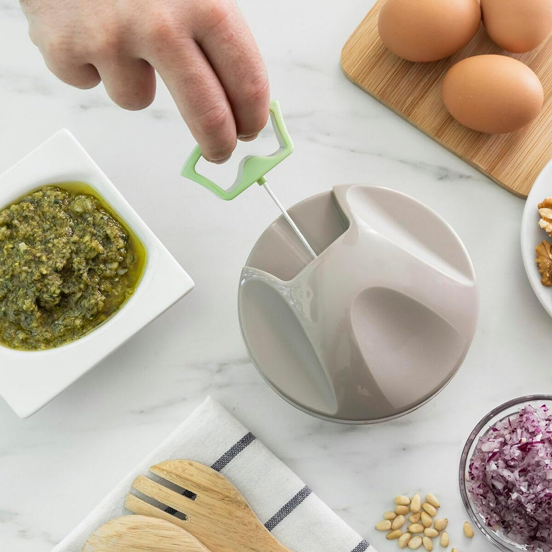 InnovaGoods - Manueller Mini-Zerkleinerer mit Seilzug Spinop, 400 ml Kapazität, Schnelles Hacken, Ei