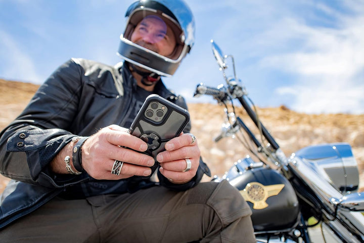 ROKFORM Schutzhülle für iPhone 12, iPhone 12 Pro, magnetisch mit Twist Lock, dünn, stossfest, Crysta