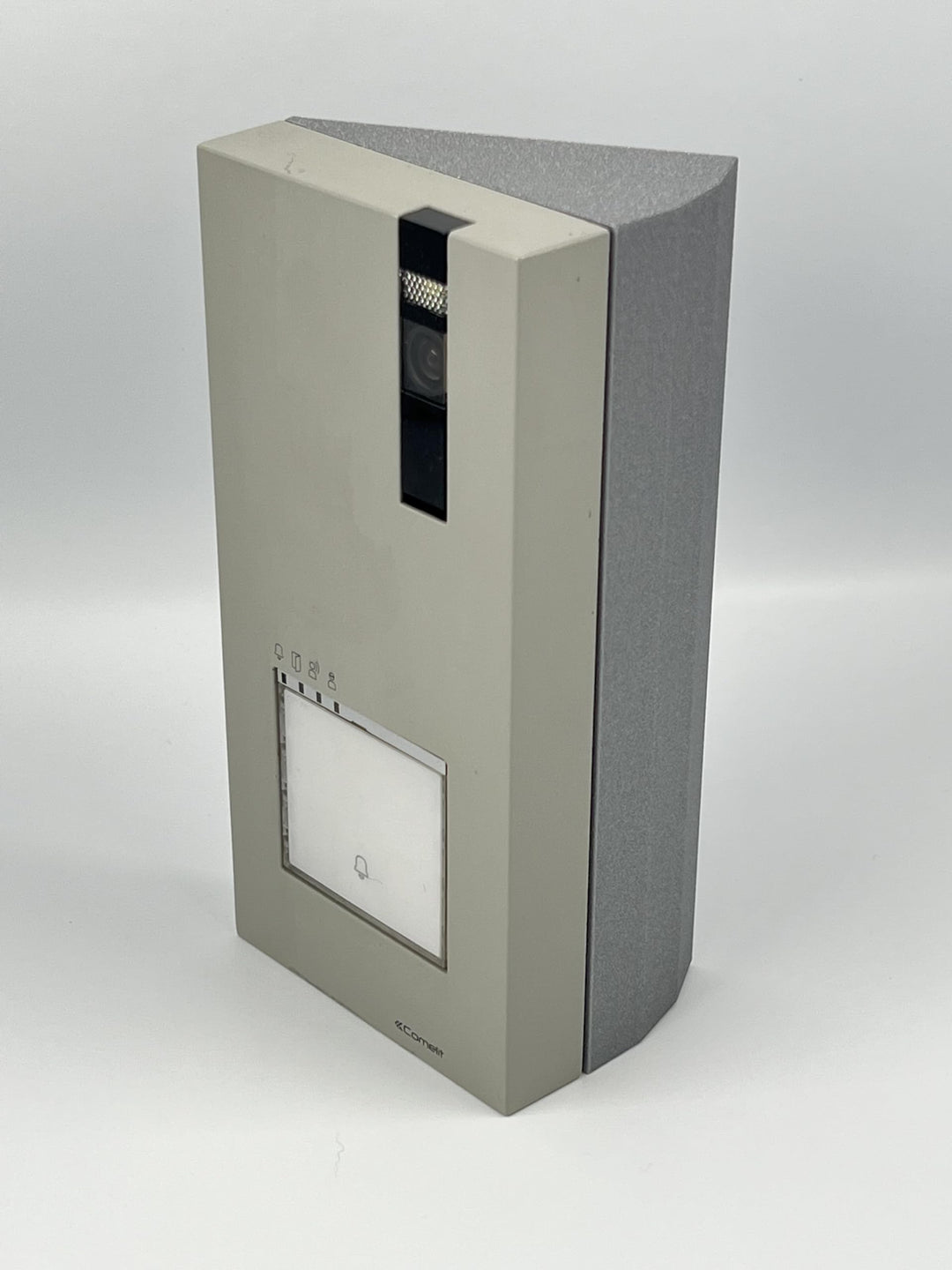 XONI Gehäuse mit Winkel 30 °, Grau metallic, kompatibel mit Comelit Quad Videotelefon, BT30-QUADRA30