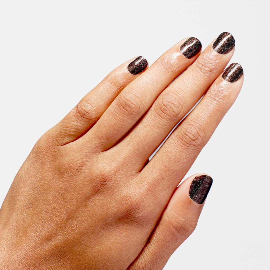OPI Infinite Shine Schwarztöne – vorgehärtete Gel-Technologie ohne UV-Lampe – bis zu 11 Tage Halt –