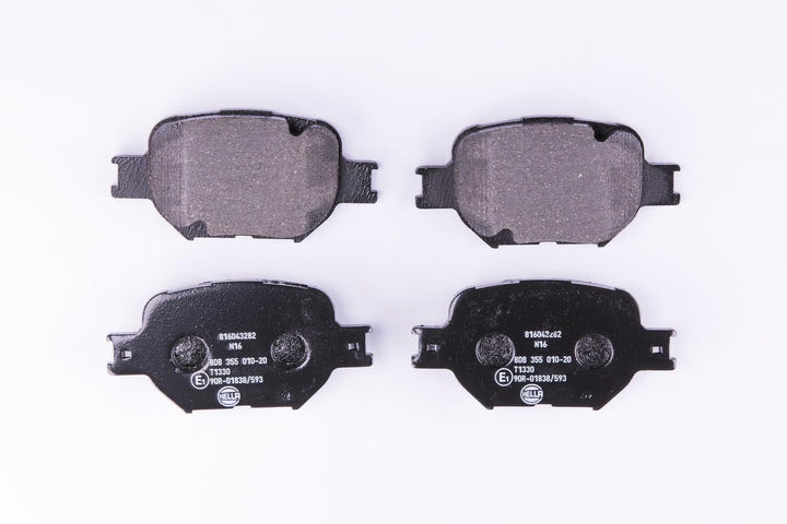 HELLA PAGID 8DB 355 010-201 Bremsbelagsatz - T1330 - Dicke/Stärke: 17mm - Bremssystem: Akebono - nic