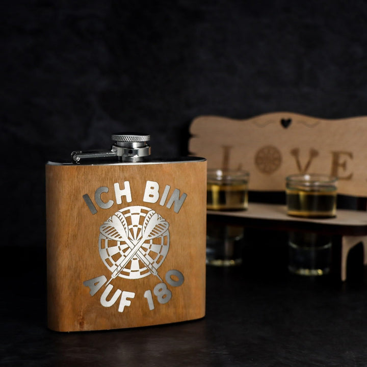 Spruchreif | Flachmann aus Edelstahl mit Gravur | Flachmann aus Holz | Geschenkidee Darts | Outdoor