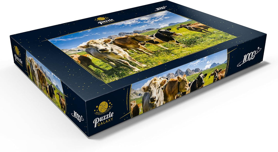 Kühe vor Einer Idyllischen Alpen-Landschaft - Premium 1000 Teile Puzzle - MyPuzzle Sonderkollektion