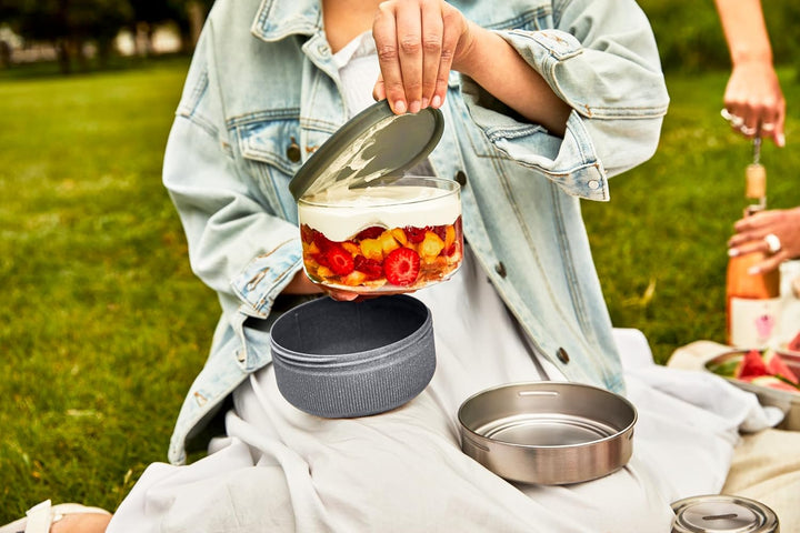 Black+Blum Lunchschale aus Glas | Schiefer | 750 ml | Borosilikatglas mit Schutzhülle aus nachhaltig