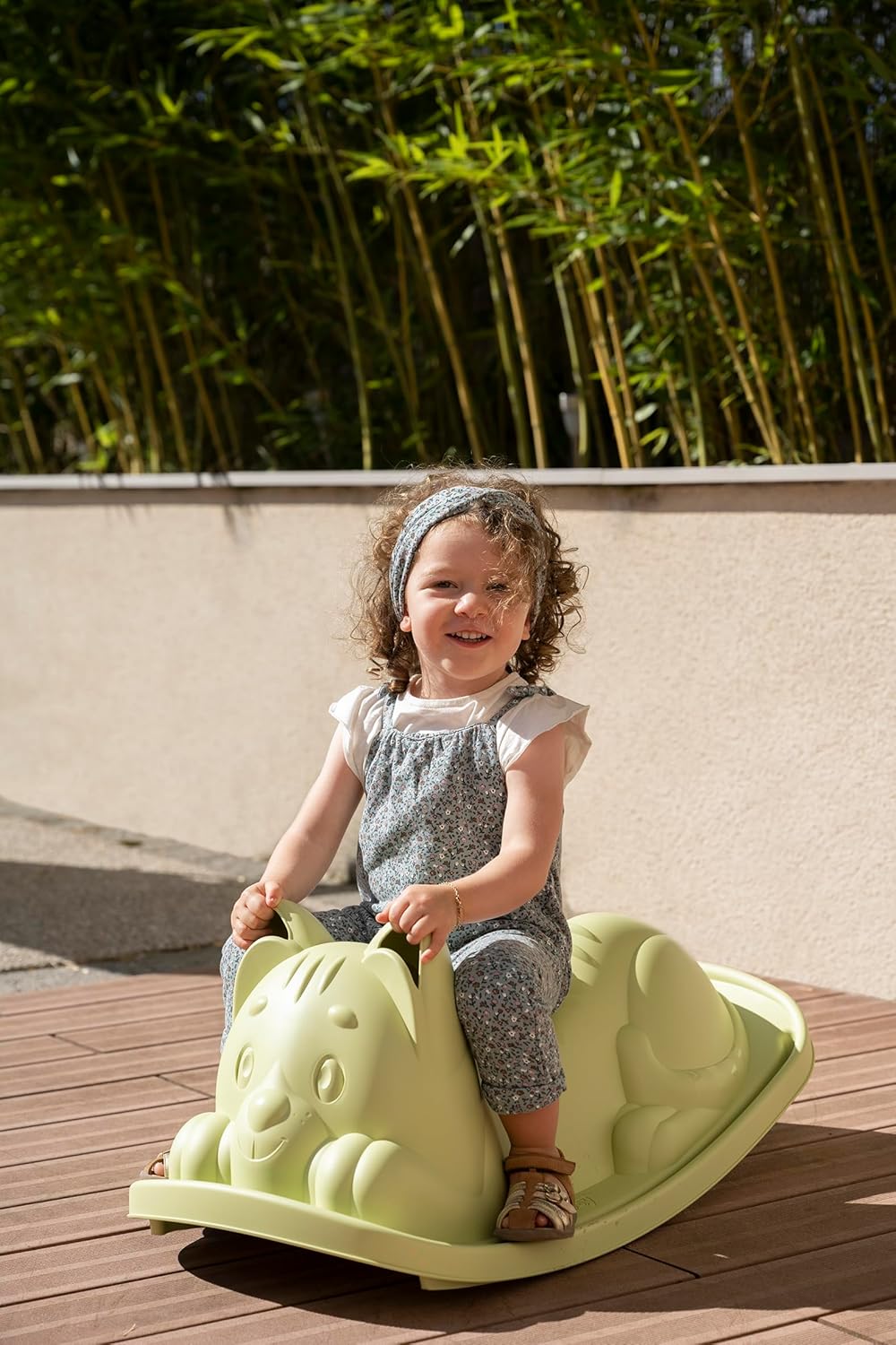 Smoby Life Wippe mit grüner Katze – ergonomische Sitzfläche – Griffe – recyceltes Material – ab 18 M