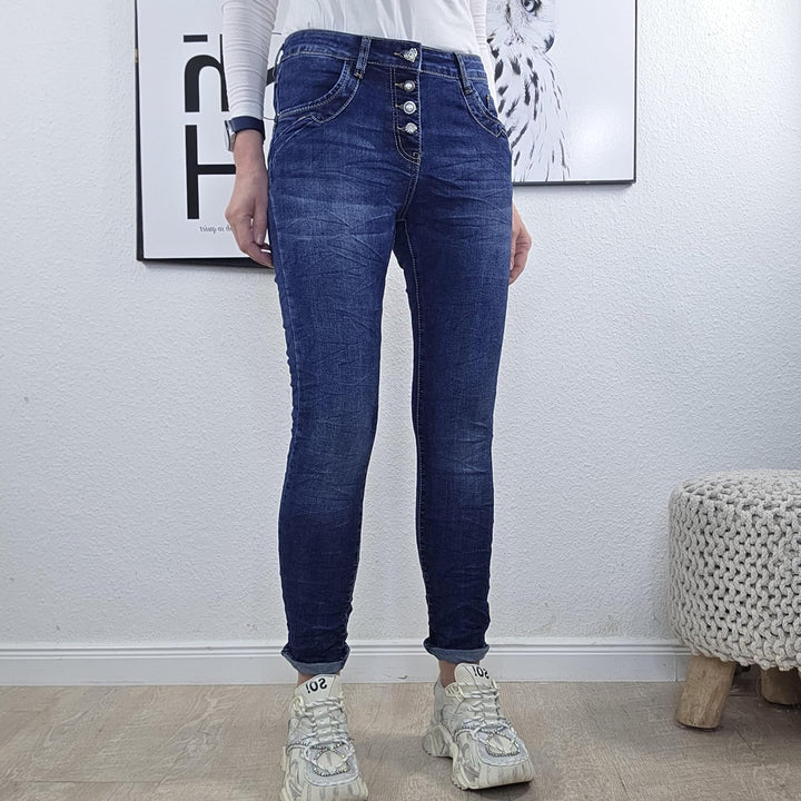 Jewelly Stretch Jeans| im Baggy Boyfriend Schnitt| Damen Hose mit dekorativer Knopfleiste| Perfekter
