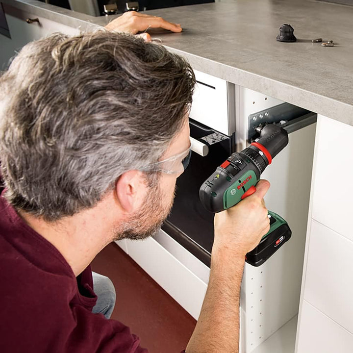 Bosch Home and Garden Bosch Akku-Bohrmaschine AdvancedDrill 18 (2 Akkus, 18 Volt System, im Handwerk