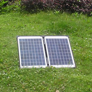 Agora-Tec® AT-20W-BL Beleuchtete Solar Teichpumpe 20 Watt mit Akku und 6 Fach LED Ring, Hmax.: 1350l