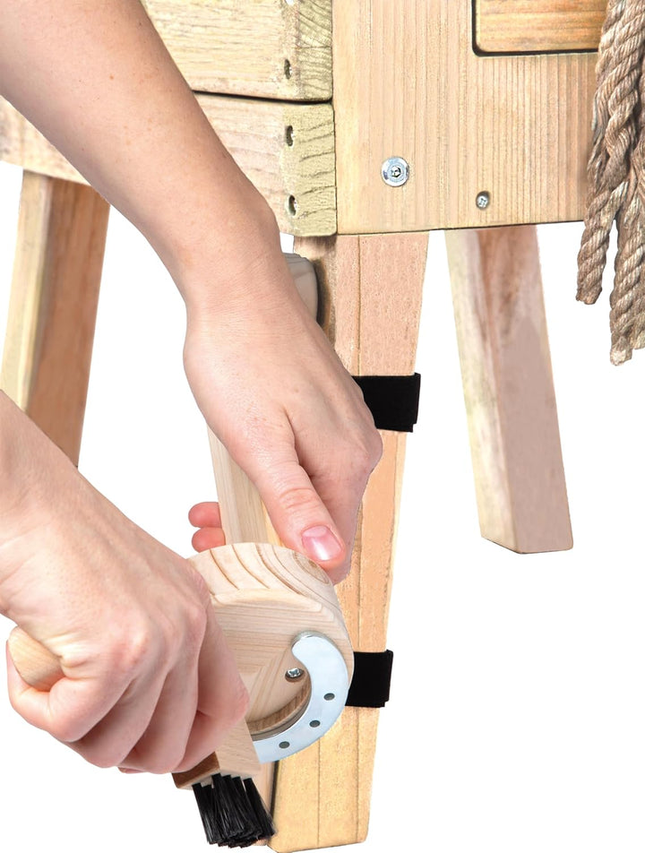 small Foot Putzhufe Set, realistisches Pferdepflege-Zubehör aus Holz, 2er-Set mit Hufeisen und Hufau