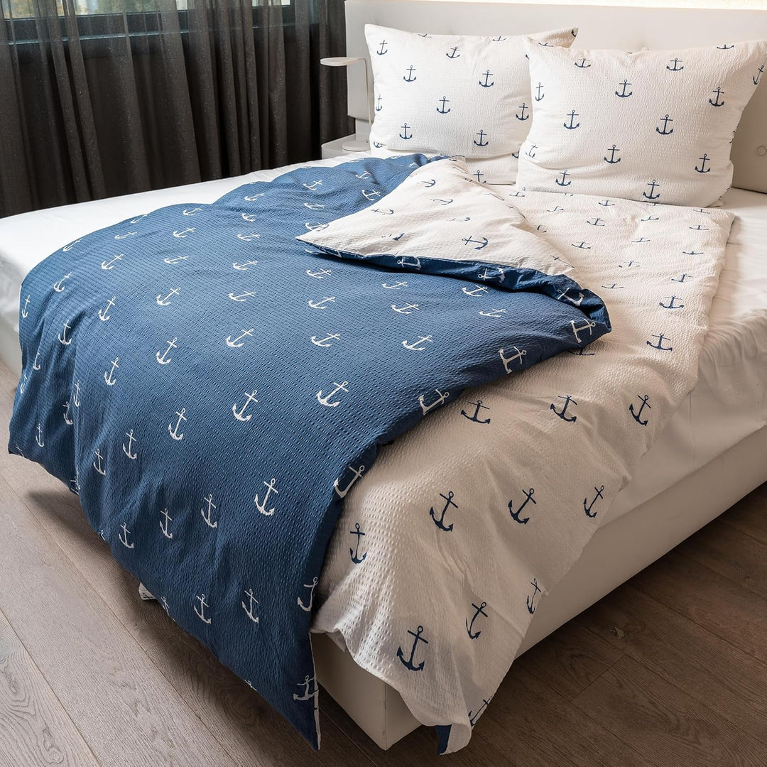 Traumschlaf Seersucker Sommer Wende-Bettwäsche Anker - Bügelfrei - maritim Set 240x220 cm + 2X 80x80
