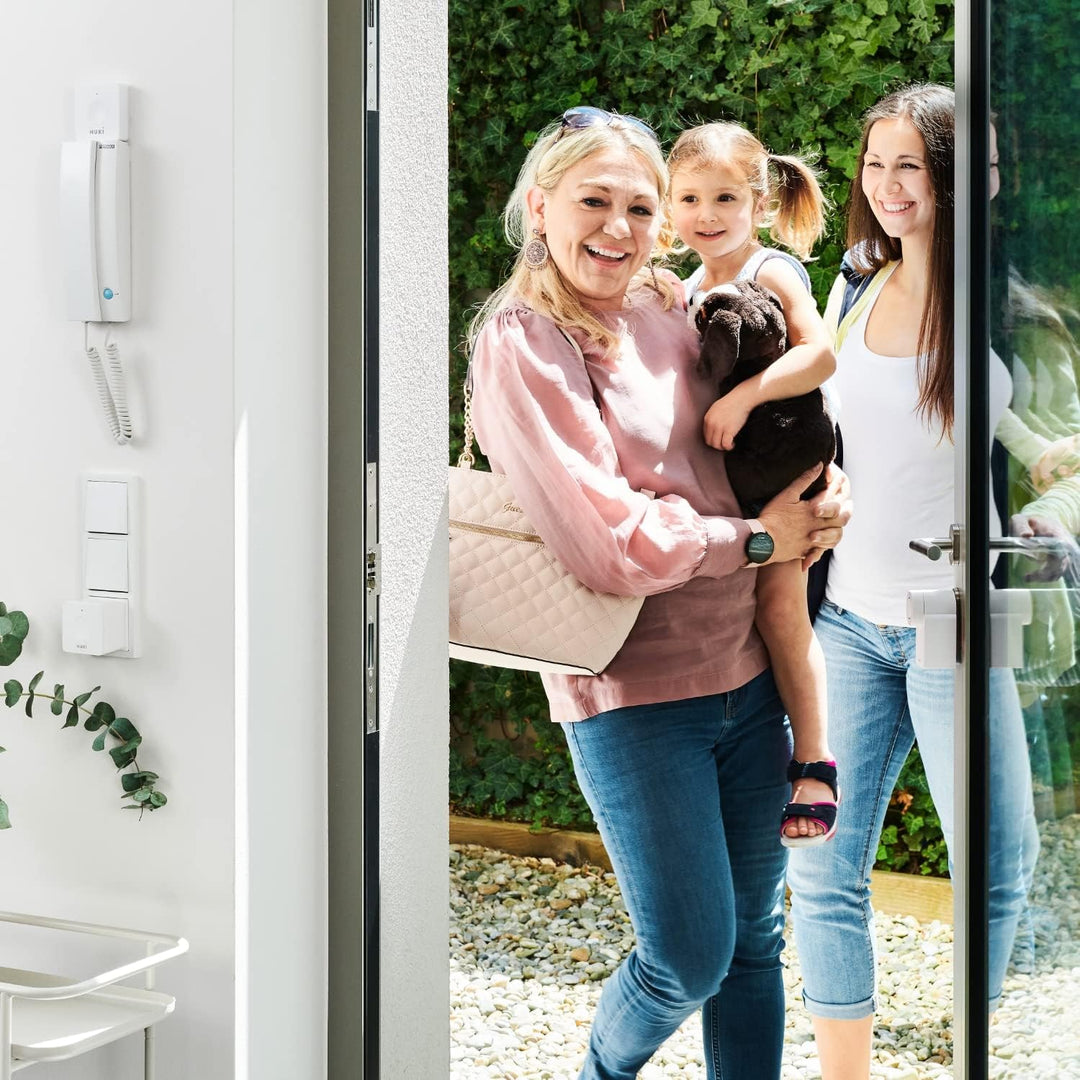 Nuki Opener, elektronisches Türschloss für Mehrfamilienhäuser, steuert den Türöffner der Gegensprech