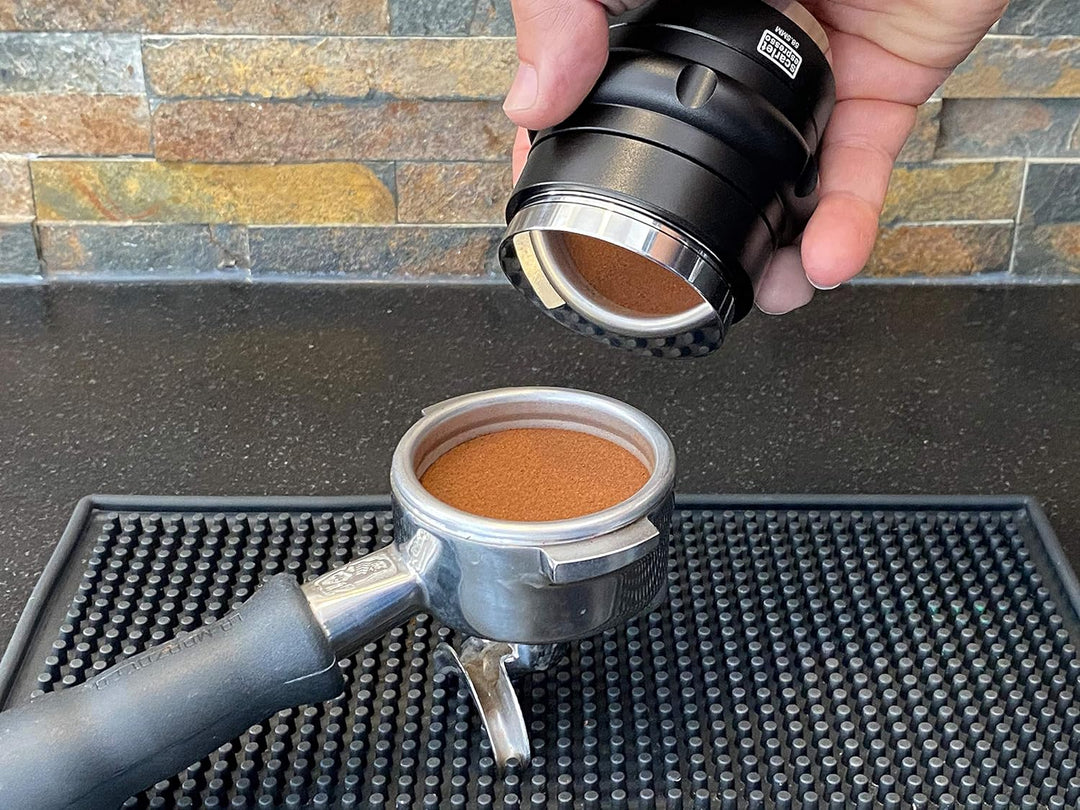 scarlet espresso | Doppel Distributor und Tamper »Doppio« 2 in 1 Levelling Tool Nivellierwerkzeug fü