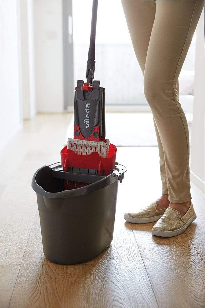 Vileda ULTRAMAX 2in1 Komplett-Set, Bodenwischer-Set mit Eimer, Flachwischer und Microfaser- Wischbez