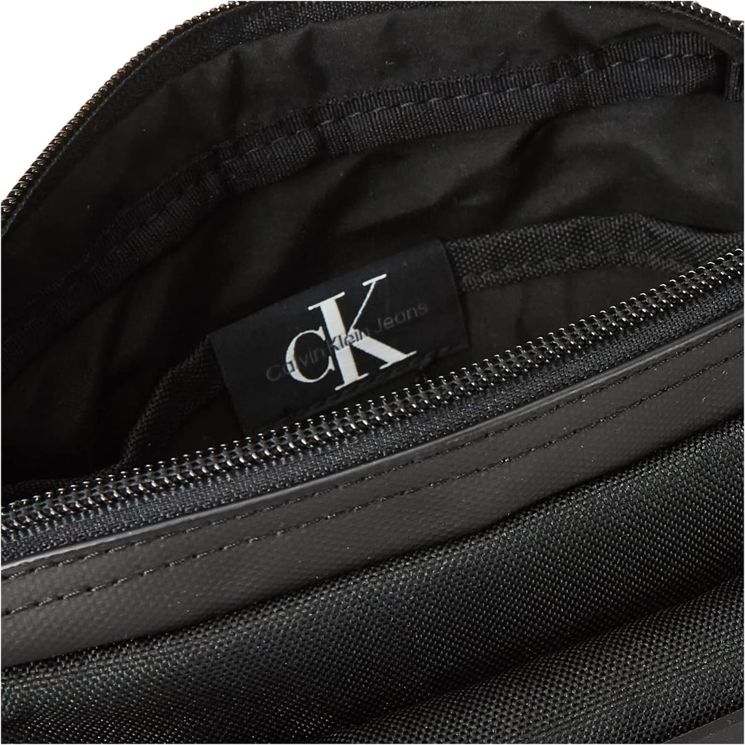 Calvin Klein Jeans Herren Cargo Camera Bag20 Tasche, Schwarz